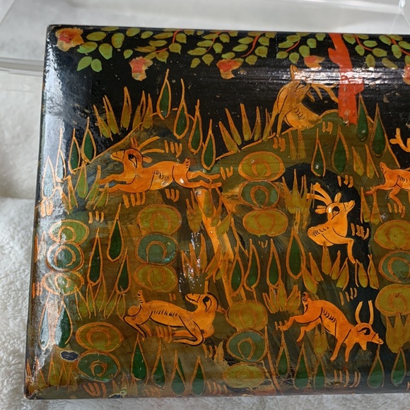 Vintage box lacquered deers - Picture 5 of 17